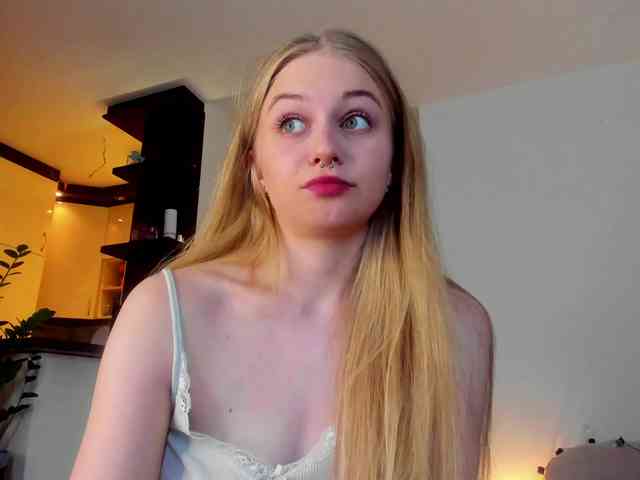 MiaMeowa webcam