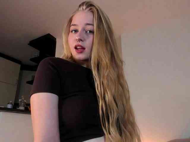 MiaMeowa webcam