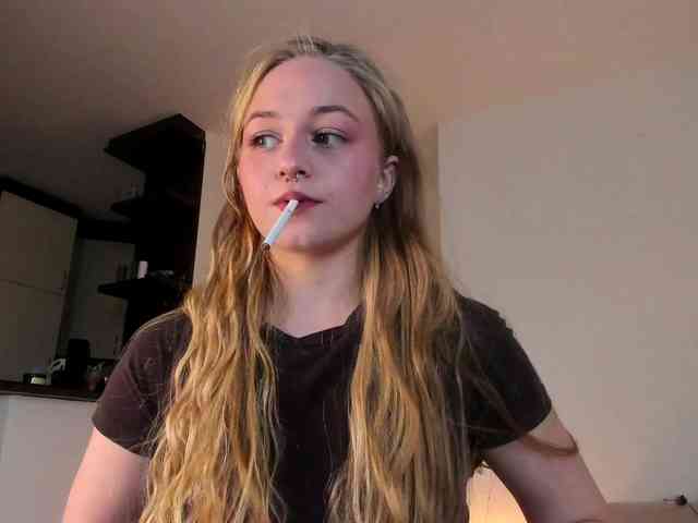 MiaMeowa webcam