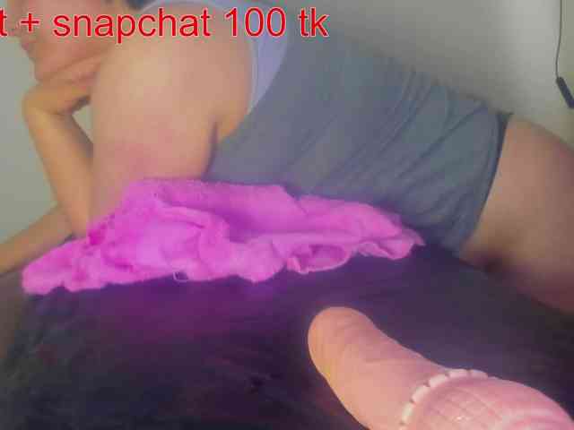 Squirtle-Girl webcam