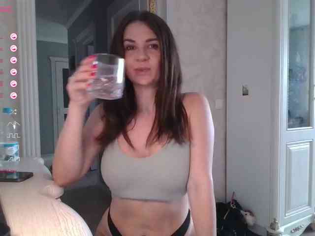 HelliNimf22 webcam