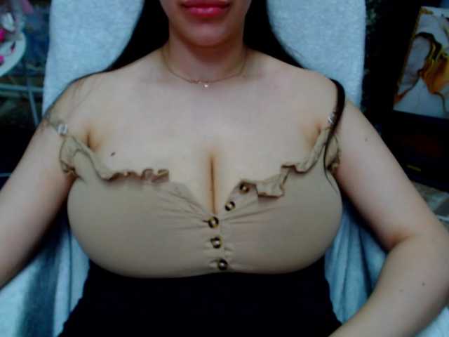 SeuHot's BongaCams show and profile