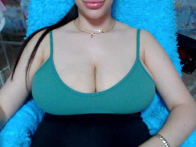 SeuHot's BongaCams show and profile