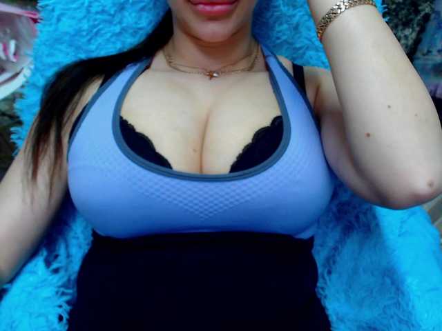 SeuHot's BongaCams show and profile