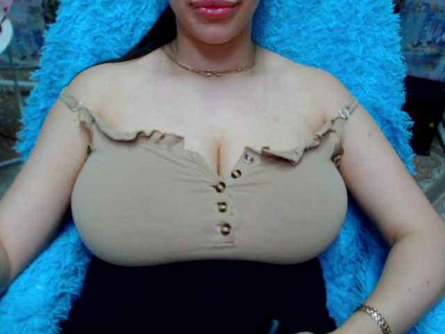 SeuHot's BongaCams show and profile