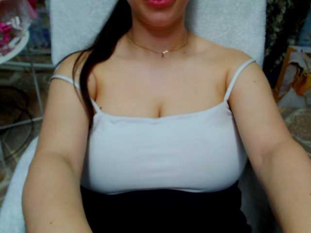 SeuHot's BongaCams show and profile