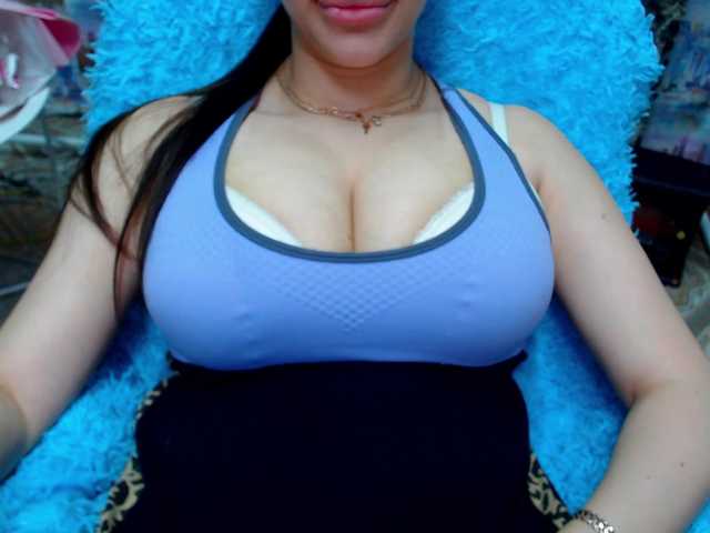 SeuHot's BongaCams show and profile