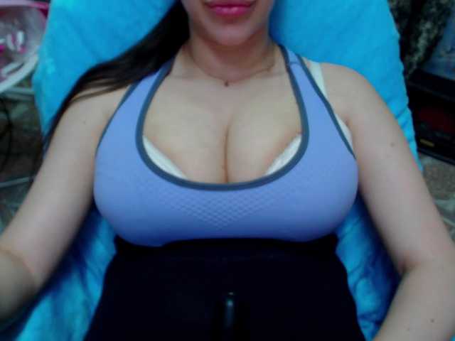 SeuHot's BongaCams show and profile