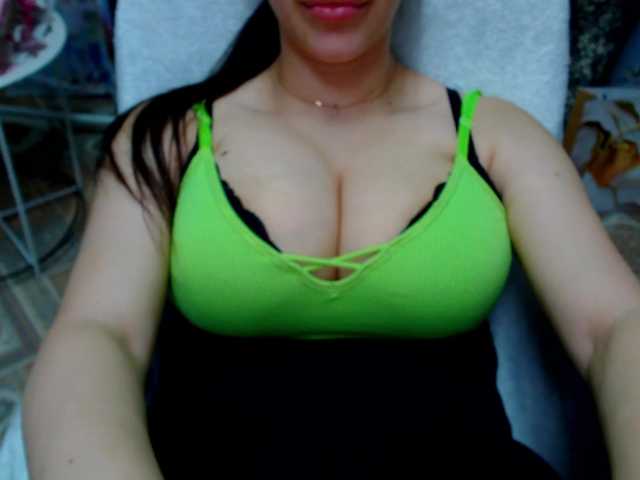 SeuHot's BongaCams show and profile