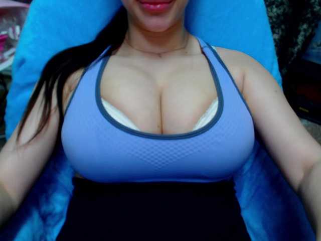 SeuHot's BongaCams show and profile