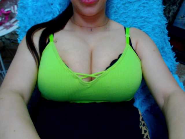 SeuHot's BongaCams show and profile