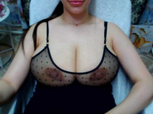 SeuHot's BongaCams show and profile