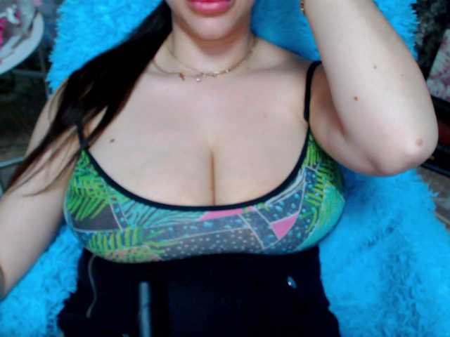 SeuHot's BongaCams show and profile