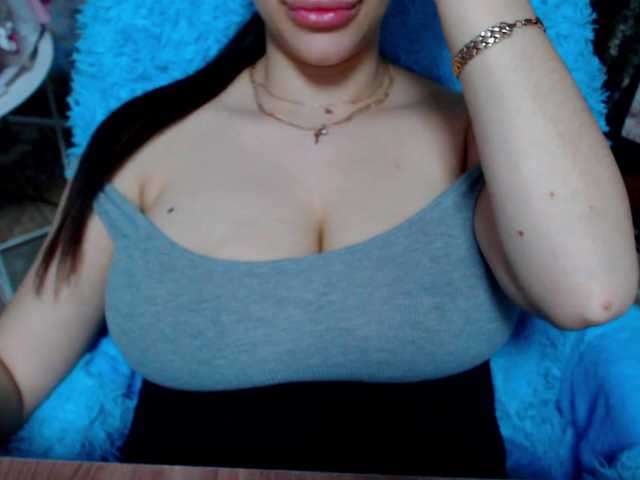 SeuHot's BongaCams show and profile