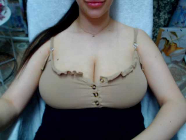 SeuHot's BongaCams show and profile