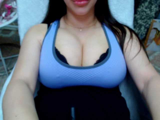 SeuHot's BongaCams show and profile