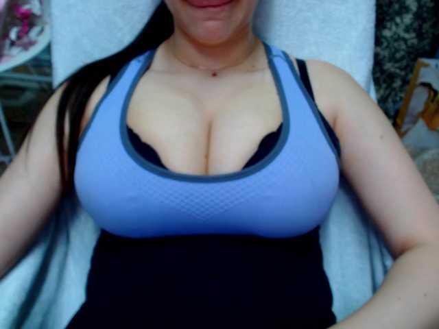 SeuHot's BongaCams show and profile