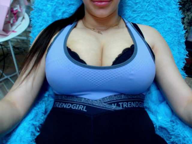 SeuHot's BongaCams show and profile