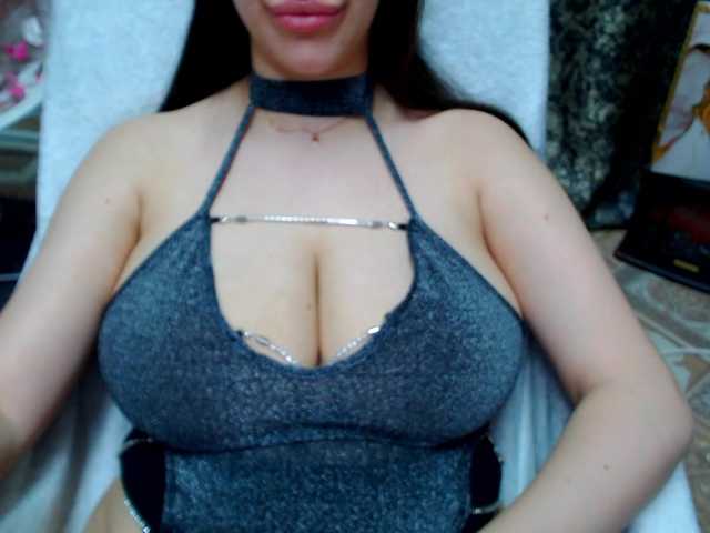 SeuHot's BongaCams show and profile