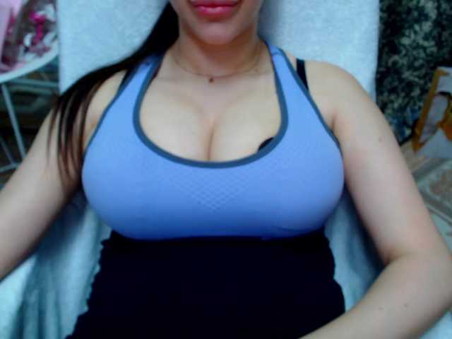 SeuHot's BongaCams show and profile