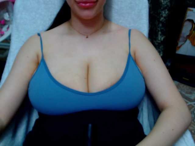 SeuHot's BongaCams show and profile