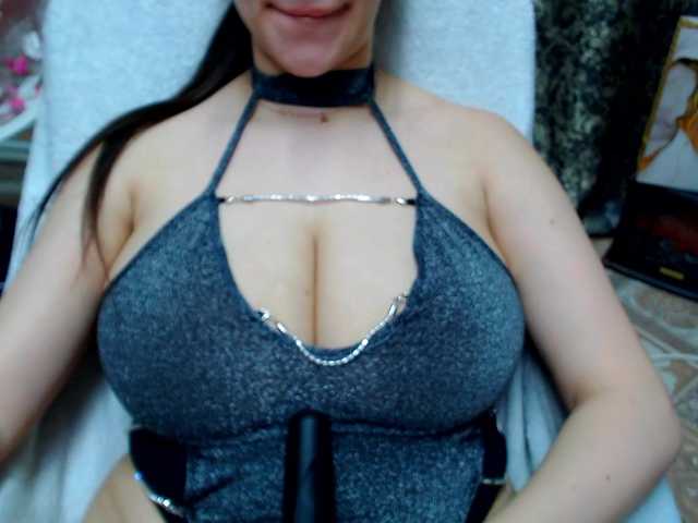 SeuHot's BongaCams show and profile