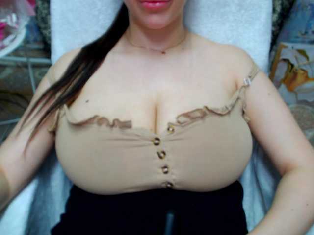 BongaCams SeuHot is Freechat SeuHot — Domi from 1 token,favorite vibrations 2,25,50,99:)Before the private, 100 tk, or write in a pm)