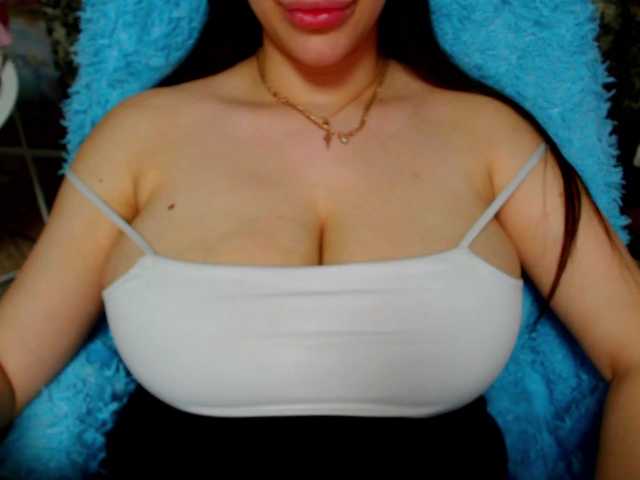 SeuHot's BongaCams show and profile