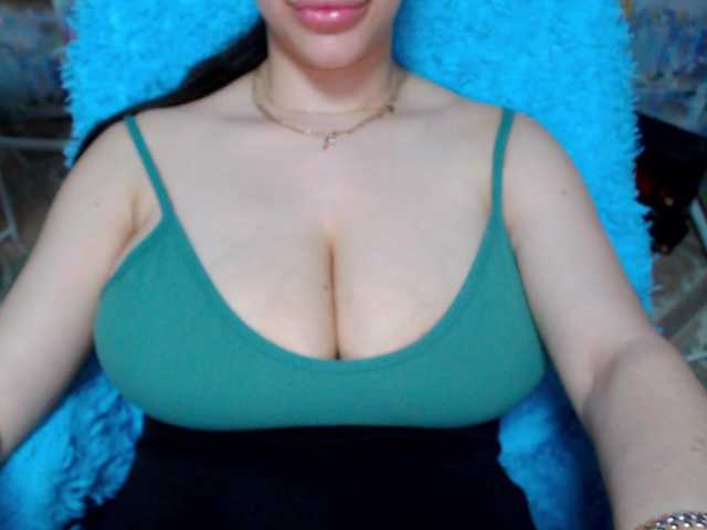 SeuHot's BongaCams show and profile