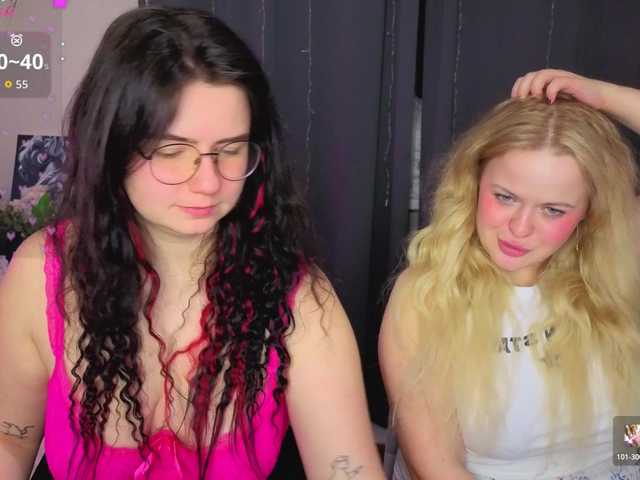 Kitty-and-Hannah's BongaCams show and profile