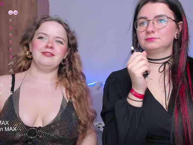 Kitty-and-Hannah webcam