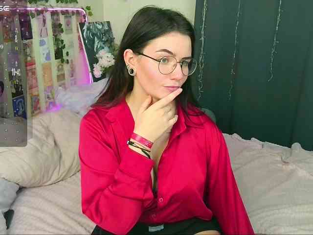 Kitty-and-Hannah webcam