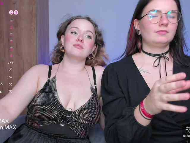 Kitty-and-Hannah webcam