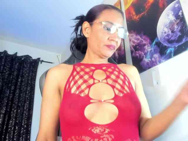 lazzy-blake webcam