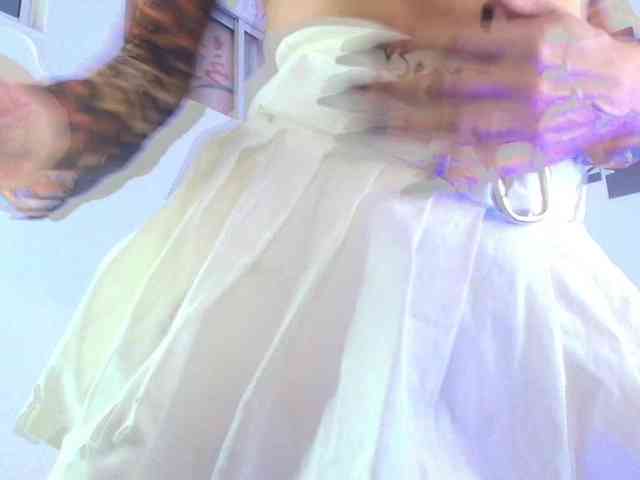 lazzy-blake webcam