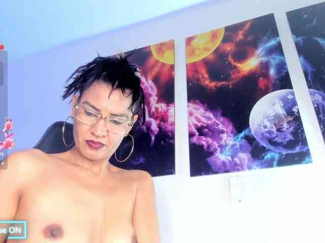 lazzy-blake webcam