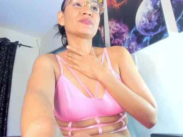 lazzy-blake webcam