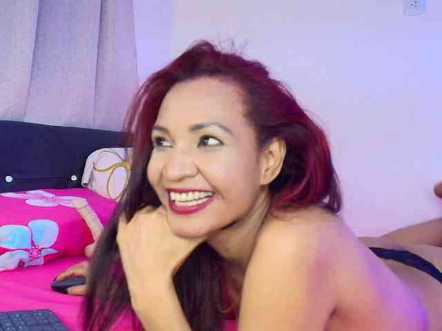 lazzy-blake webcam
