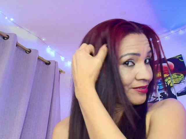 lazzy-blake webcam
