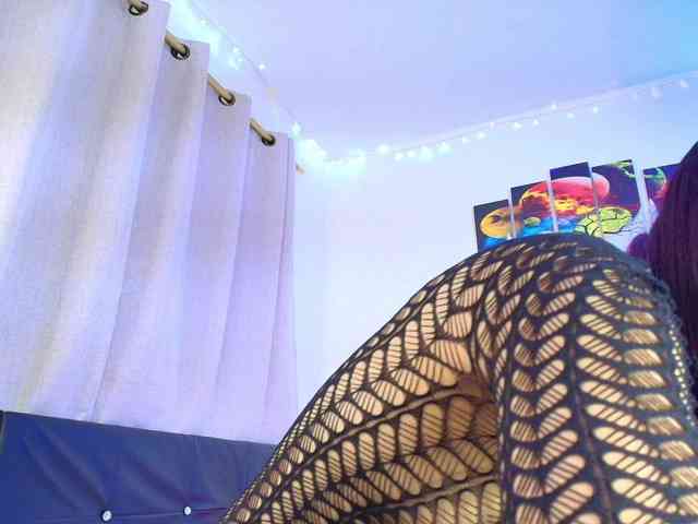 lazzy-blake webcam