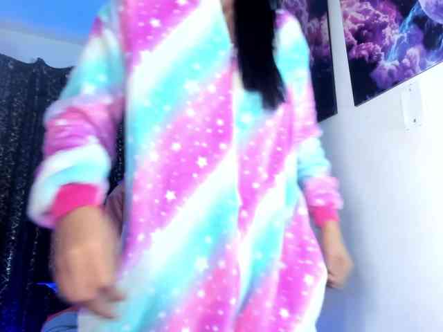 lazzy-blake webcam