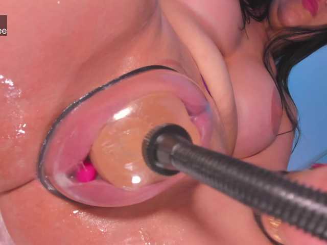 aniiieee's BongaCams show and profile