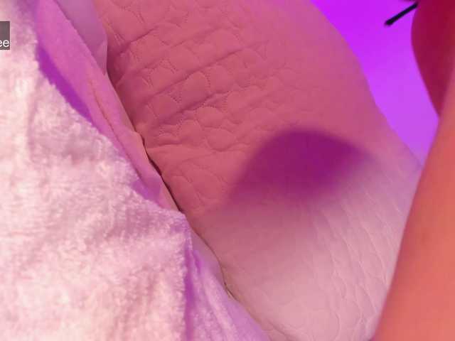 le modèle aniiieee est en webcam porno dans un show sur le site bongacams, il possède les tags suivants: Latino/Hispanic,Brunette,Shaved