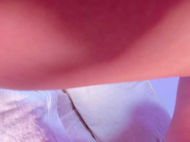 aniiieee's BongaCams show and profile