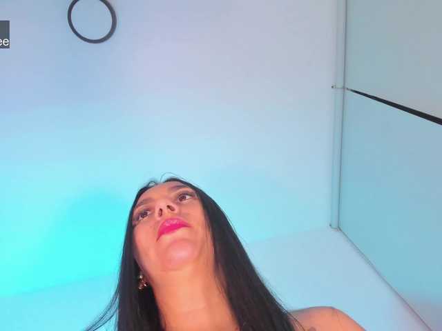 aniiieee's BongaCams show and profile