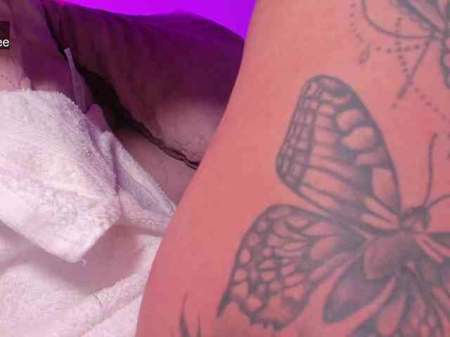 aniiieee Live Webcam on BongaCams