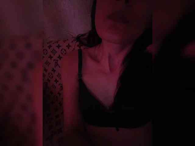 Enigmastrip Live Webcam on BongaCams