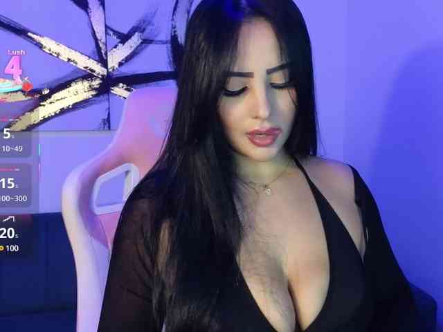 selenaM webcam