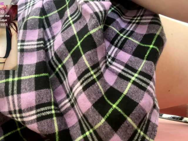 cherrrylips's BongaCams show and profile