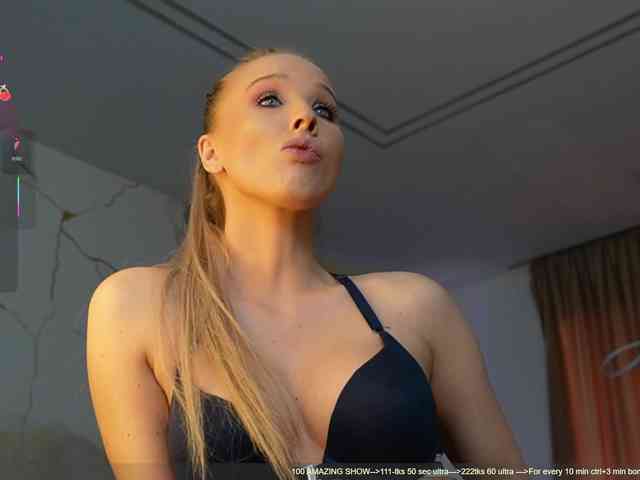 Emily-bloom webcam